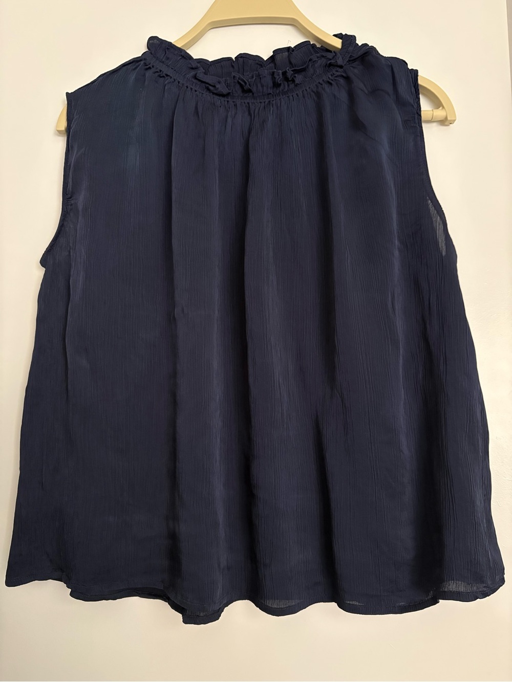 Velvet by Graham & Spencer Navy Viscose Sleeveless Ruffled-Neck Blouse